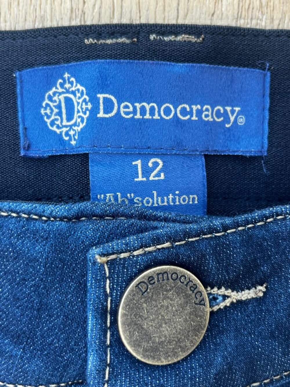 DEMOCRACY AB SOLUTION ITTY BITTY BOOT STRAIGHT LEG JEANS WOMEN’S sz 12 STRETCHY - Picture 3 of 13
